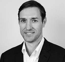 Travis Robinson 3_255x243